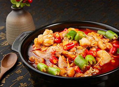 辣不哆鸡公煲加盟美味鸡公煲制作