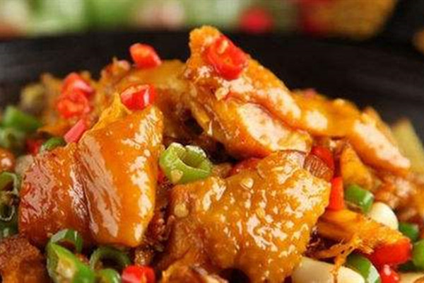 辣不哆鸡公煲的加盟优势